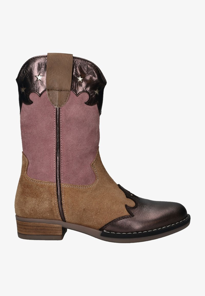 Bottines de style occidental en suède marron et rose avec un embout métallique bronze et des étoiles décoratives sur la partie supérieure.