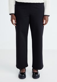Vero Moda Curve VMCAUGUSTA PANT - Pantaloni - black