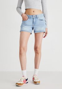 Pepe Jeans - REGULAR SIOUXIE - Džinsiniai šortai - blue denim Miniatiūros vaizdas 1