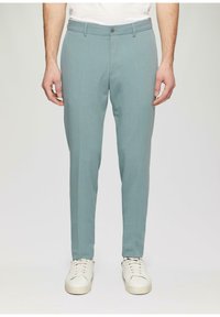 s.Oliver BLACK LABEL Stoffhose - türkisblau