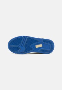 Kappa UNISEX - Sportcipő - white/black/blue royal