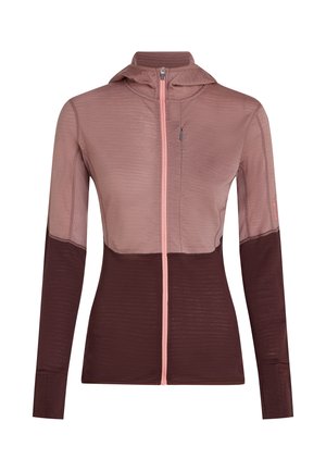 Zweifarbige Damenkapuzenjacke in Mauve und Dunkelburgunder mit durchgehendem Reißverschluss vorne und Brusttaschenreißverschluss auf einem weißen Hintergrund.
