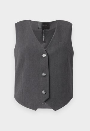 Grå ermeløs vest med v-hals, fem sølvknapper, strukturert skulderdesign og en enkelt brystlomme. Stoffet har en subtil tekstur.