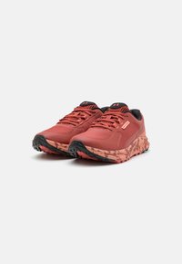 Under Armour BANDIT TRAIL 3 - Tenisice za trail trčanje - cinna red/canyon pink/sedona red