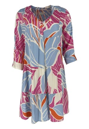 Sukienka z rękawami do łokcia, zapinana na guziki przy dekolcie, z abstrakcyjnym kwiatowym wzorem w kolorach niebieskim, różowym, białym i pomarańczowym.