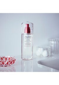 Shiseido TREATMENT SOFTENER ENRICHED - Lotion visage