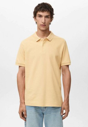 - Koszulka polo