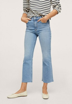 SIENNA - Flared Jeans - mittelblau