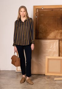 NAULOVER Sac à main - camel