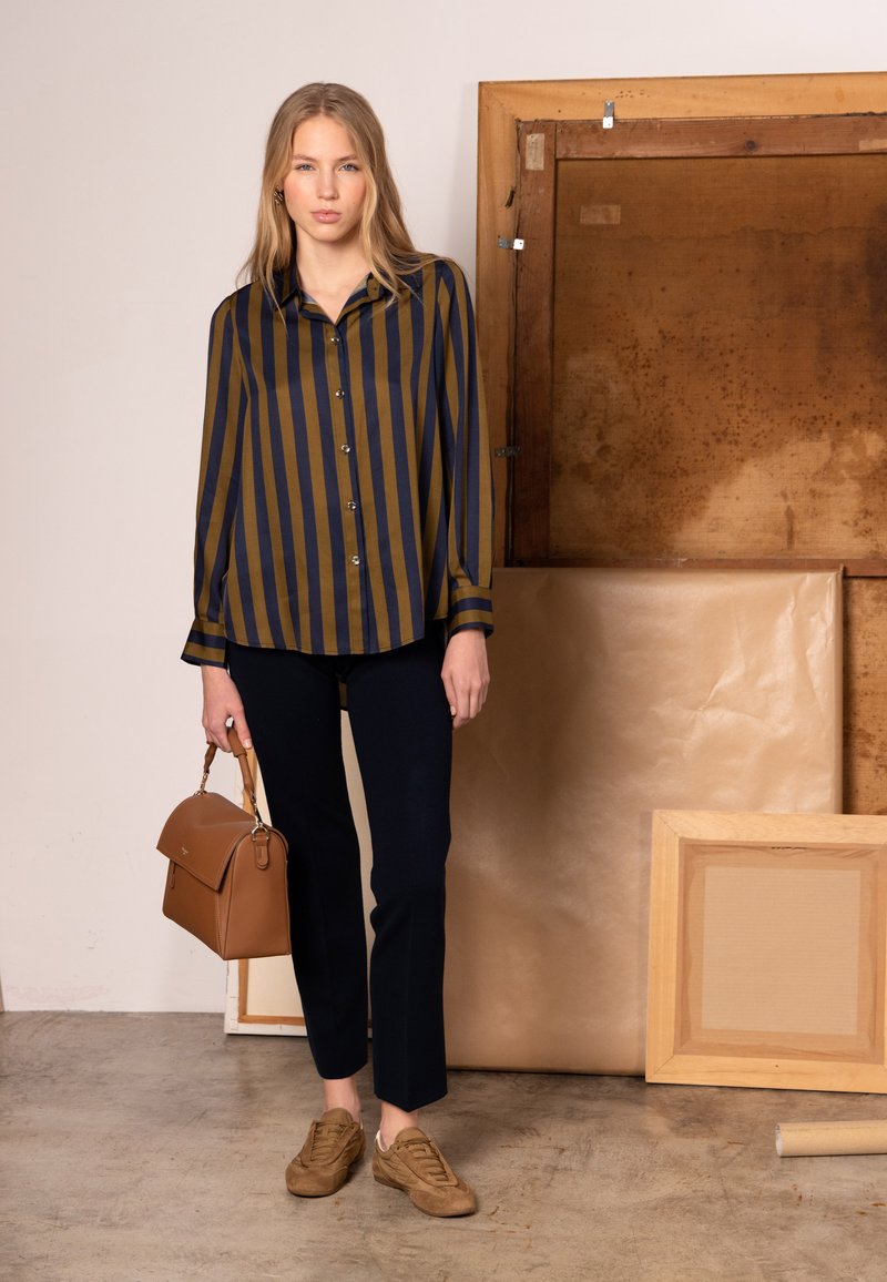 NAULOVER Sac à main - camel