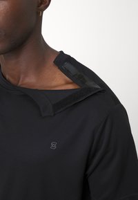 Pier One Sport T-shirts - black
