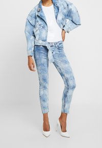 Liu Jo Jeans Vaqueros pitillo - moon washed