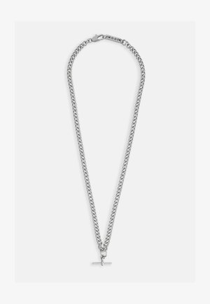 Collier en argent avec des maillons entrelacés, présentant un fermoir distinctif et un pendentif en barre horizontale au centre.