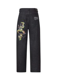 Zwarte denim jeans met een relaxte pasvorm, voorzien van kleurrijke geborduurde ontwerpen van slangen en een logo op de achterzak.