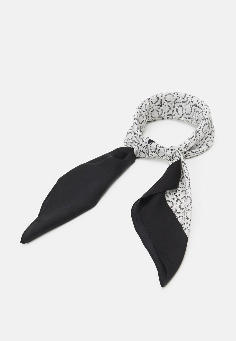 Calvin Klein - SEASONAL BANDANA - Tørklæde / Halstørklæder - black/white, Forstør