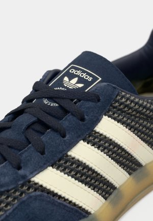adidas gazelle silver green womens GAZELLE INDOOR main image 0