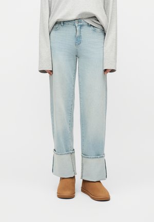 PCSILKE FOLD UP - Wide leg - light blue denim