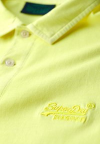 Superdry & Co ESSENTIAL LOGO - Piké - dry fluro yellow