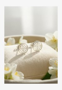 Ikke valgt, silver coloured