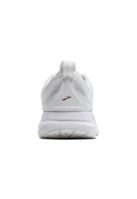 Weißer Sportsneaker, von hinten betrachtet, mit Mesh-Obermaterial, Zuglasche, gepolsterter Sohle und kleinem Logo an der Ferse.