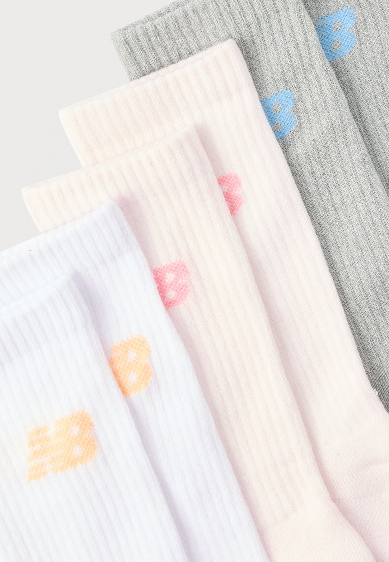 PERFORMANCE BASIC UNISEX 6 PACK