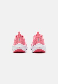 Nike Performance AIR ZOOM PEGASUS 40 UNISEX - Scarpe da corsa su strada - coral chalk/white/citron pulse/sea coral