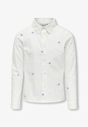 Weißes Langarmshirt mit einem kragenförmigen Halsauschnitt, das mit blau gestickten Herzmotiven übersät ist. Klassisches Button-Down-Design.