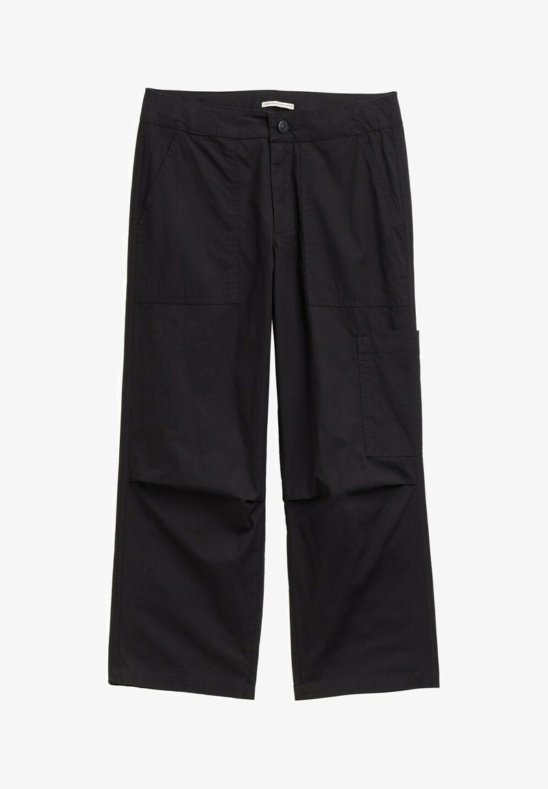 Zwarte cargo-broek met wijde pijpen, vervaardigd van lichtgewicht stof, met twee voorkruiden en één zij-vakken. Sluiting met knoop aan de voorkant.