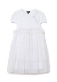 Vestido blanco con mangas cortas abullonadas, que presenta un cuerpo ajustado y una falda de tul con capas. Detalle de lazo bordado en el hombro izquierdo.