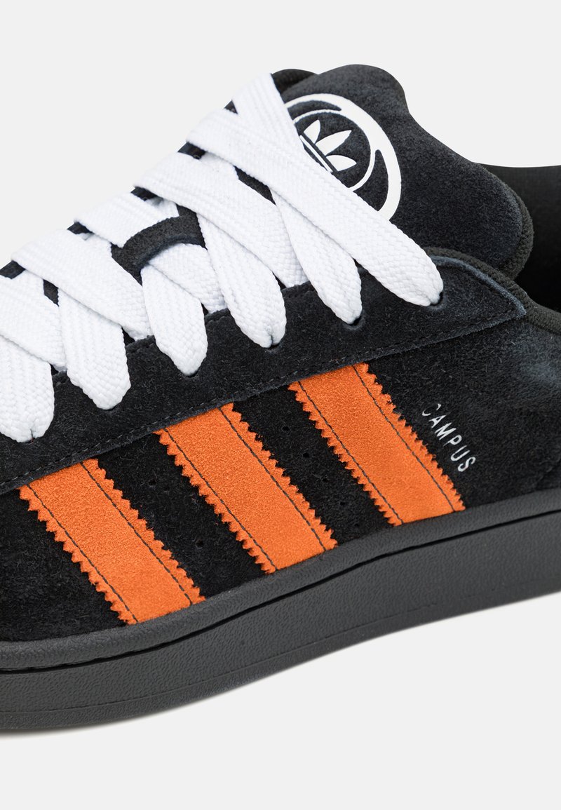 adidas gazelle silver green womens adidas Originals Women's Campus 00s main image 0