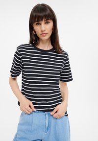 Greenpoint - T-shirt z nadrukiem