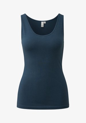 Ciemnoniebieski top na ramiączkach wykonany z gładkiego, elastycznego materiału. Charakteryzuje się szerokim dekoltem i dopasowanym krojem, z minimalną ilością szwów i brakiem wzorów.