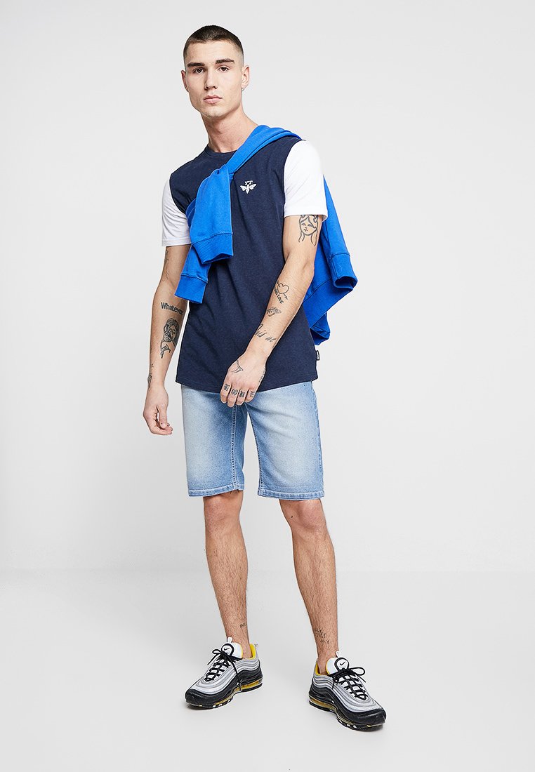 Zalando Essentials Shorts di jeans - light blue/celeste - Zalando.it