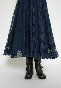 GRETA  - Klostuotas sijonas - navy