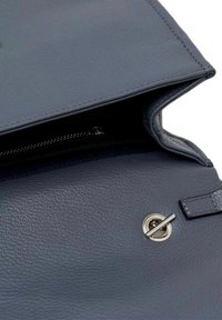 TWINSET Handtas - blu