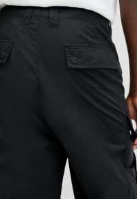 Thumbnail Image 8