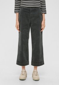 s.Oliver - Spodnie materiałowe