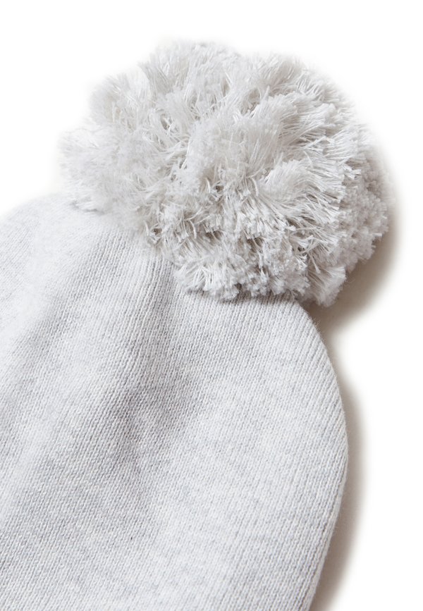 MIT POMPOM – Mütze – grau