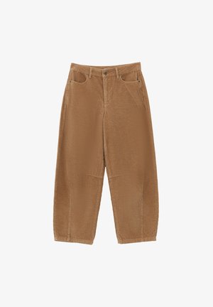 Braune Cordhose mit weitem Bein in Breitcord-Optik und strukturierter Oberfläche, ausgestattet mit zwei Vordertaschen und einem Knopfverschluss am Bund.