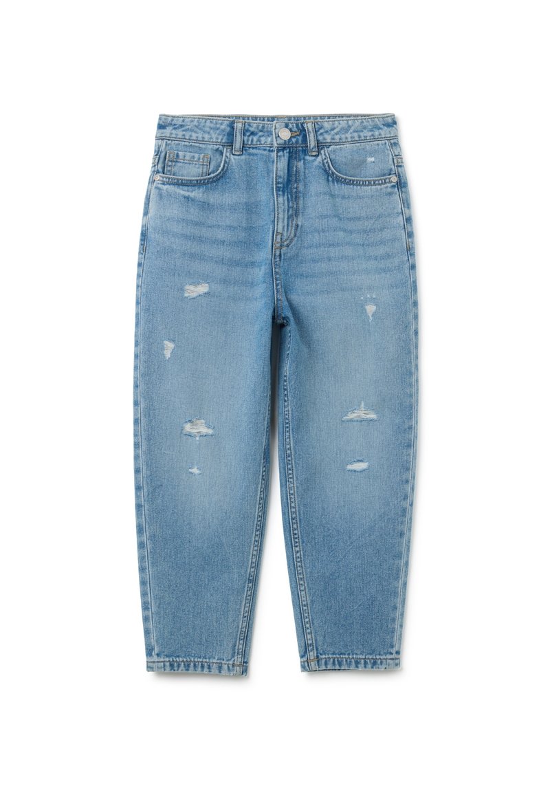 Jeans de mezclilla azul claro con un corte relajado, que presentan detalles desgastados, bolsillos frontales y un cierre de cremallera con botón.