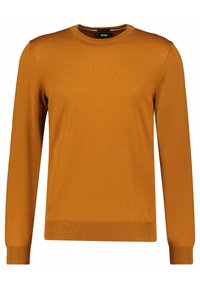 Musztardowy sweter, okrągły dekolt, długie rękawy, delikatna dzianina, logo BOSS na klatce piersiowej, ściągacze na rękawach i u dołu.