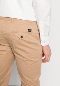 Scotch & Soda MOTT CONTAINS - Chino - sand