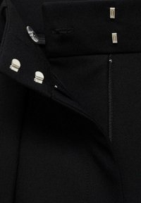 Mango Pantalon classique - black