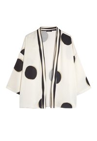 Biały kimono z czarnymi i szarymi okrągłymi wzorami, charakteryzujące się luźnym krojem, szerokimi rękawami i czarnymi wykończeniami wzdłuż otwartego przodu.