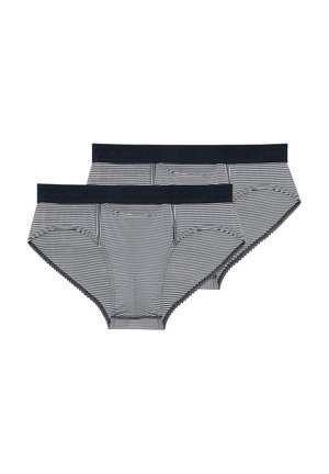 Due paia di slip da uomo a righe orizzontali bianche e nere con elastico in vita nero.