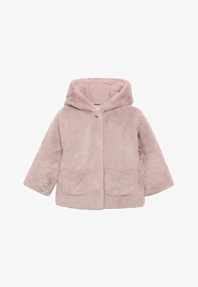 Vaaleanpunainen, lyhyt tekoturkistakki hupulla, jossa on napitus edessä ja kaksi etupaneelin taskua. Pehmeä rakenne ja rento malli.