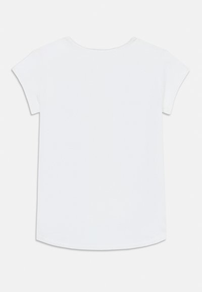 T-shirt blanc à manches courtes, col rond, en coton doux, ourlet courbé, design simple, sans logos ni motifs visibles.