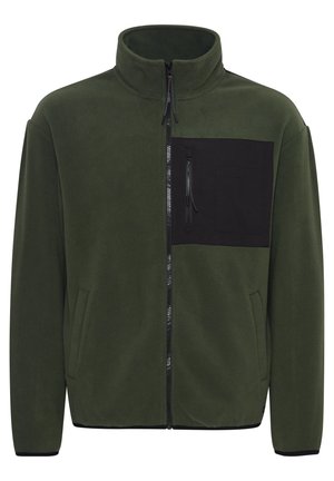 Grön fleece zip-up jacka med svart bröstficka, sidofickor och hög krage. Har en jämn textur och minimalistisk design.
