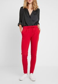 ICHI IHKATE PA2 - Calças de fato de treino - scarlet sage