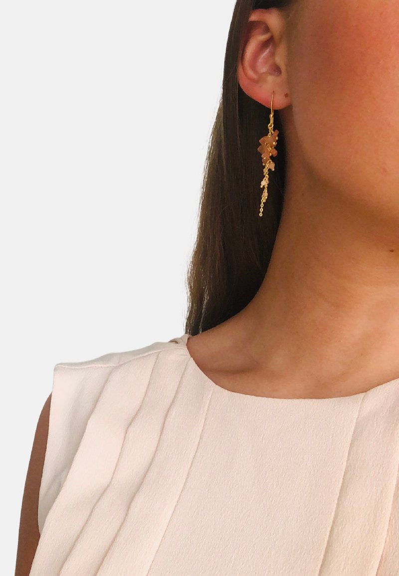Lisberg Jewellery ADELE EAR PEACH Øreringe gold plated/guldfarvet
